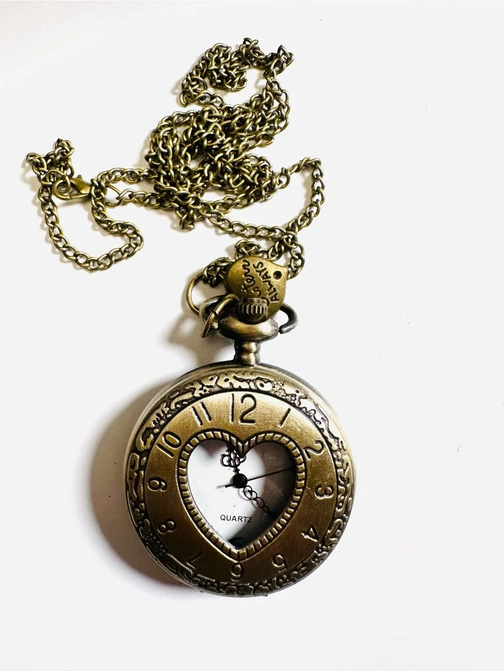 💛 HEART POCKET WATCH 💛 Antique Bronze-Tone Quartz • Ornate Vintage-Inspired Neck